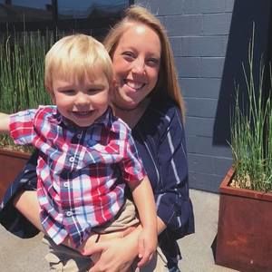 Meet your Posher, Olivia